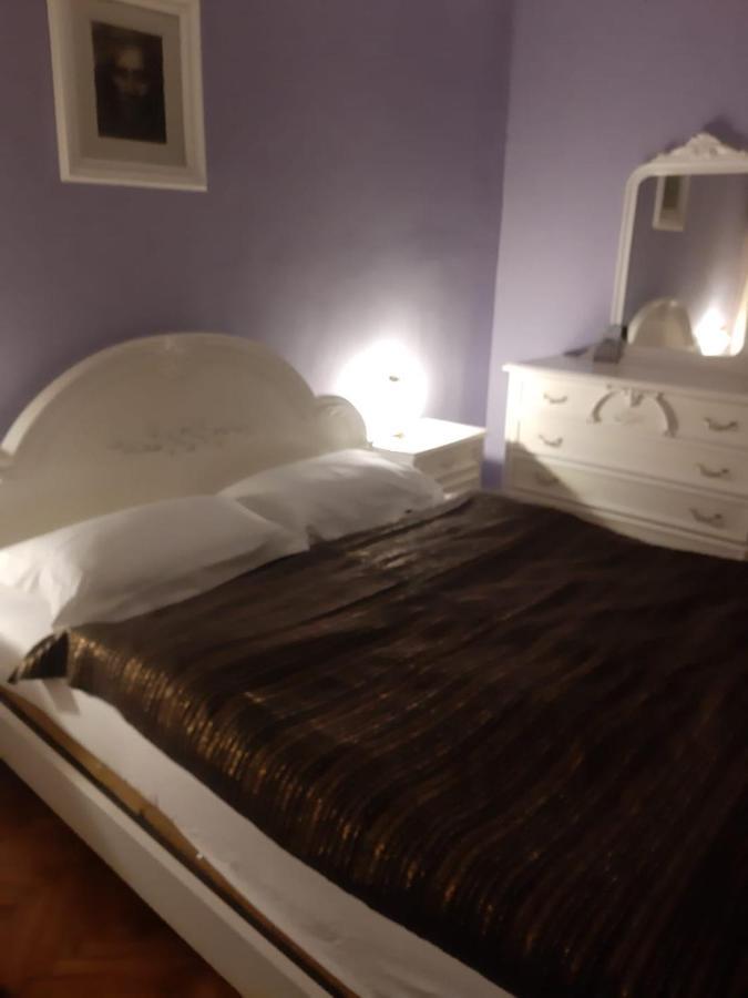 Pelican Proxy Apartment Oradea Exterior foto