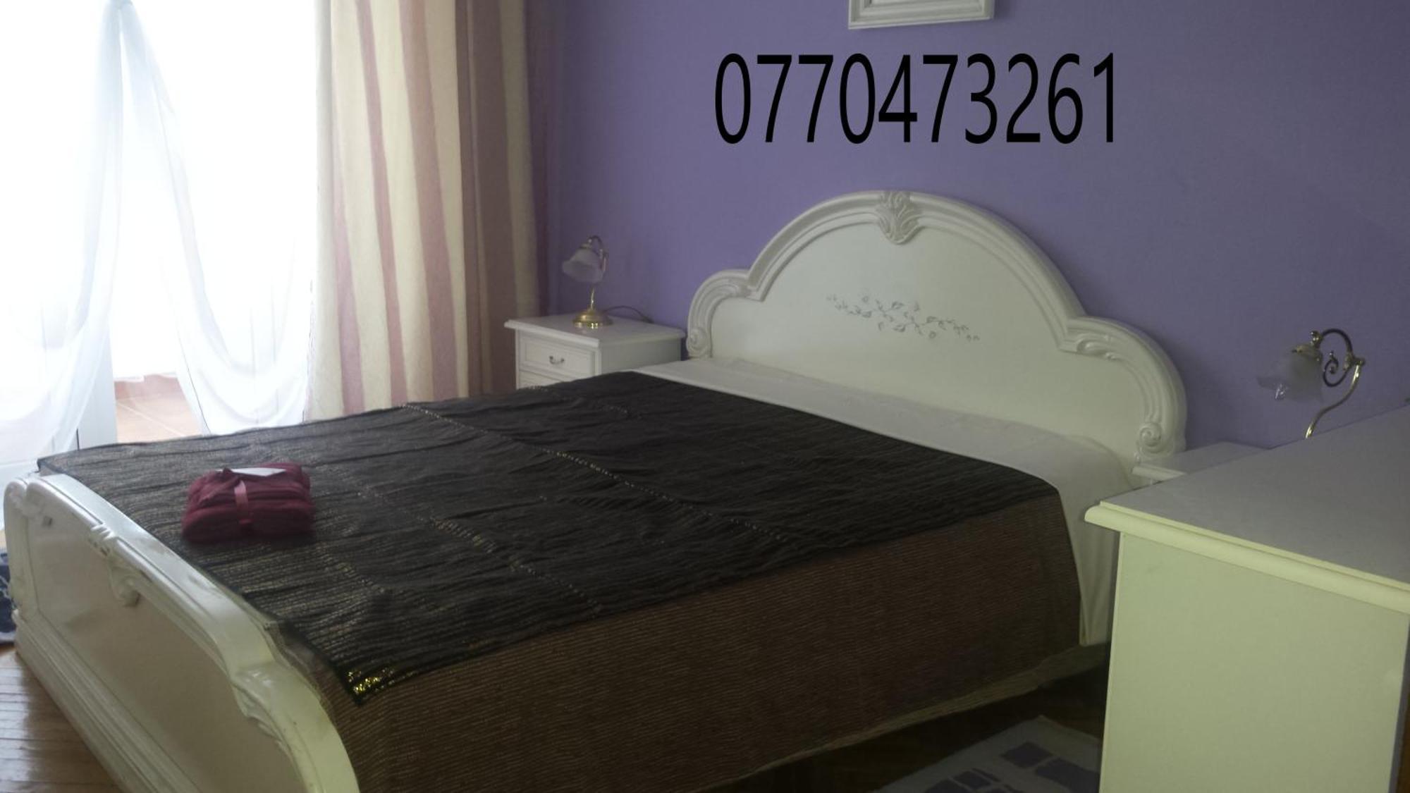 Pelican Proxy Apartment Oradea Exterior foto